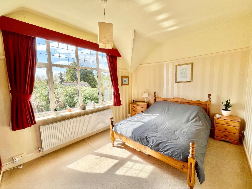 2 Bedroom End Terraced For Sale in Shottery Village, Stratford upon