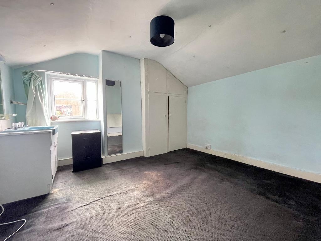 6 Bedroom End Terraced For Sale in Arden Street, Stratford upon Avon