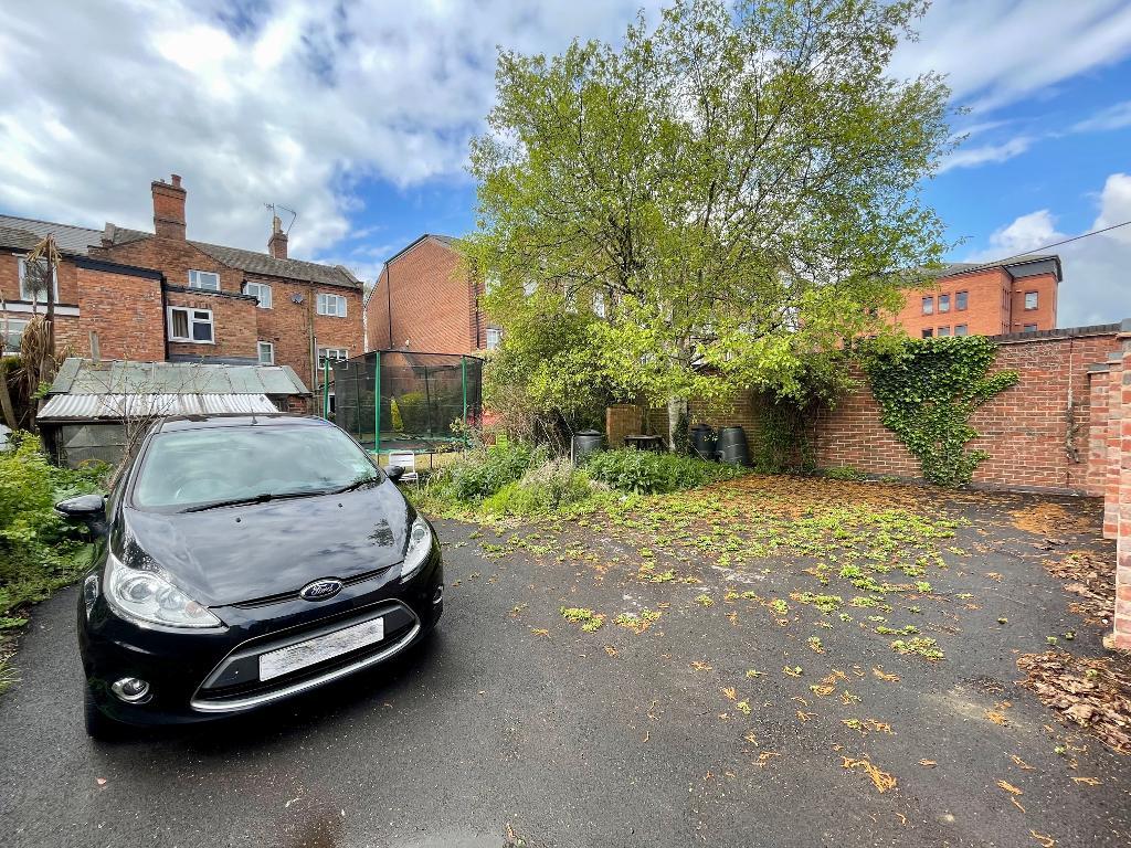 6 Bedroom End Terraced For Sale in Arden Street, Stratford upon Avon