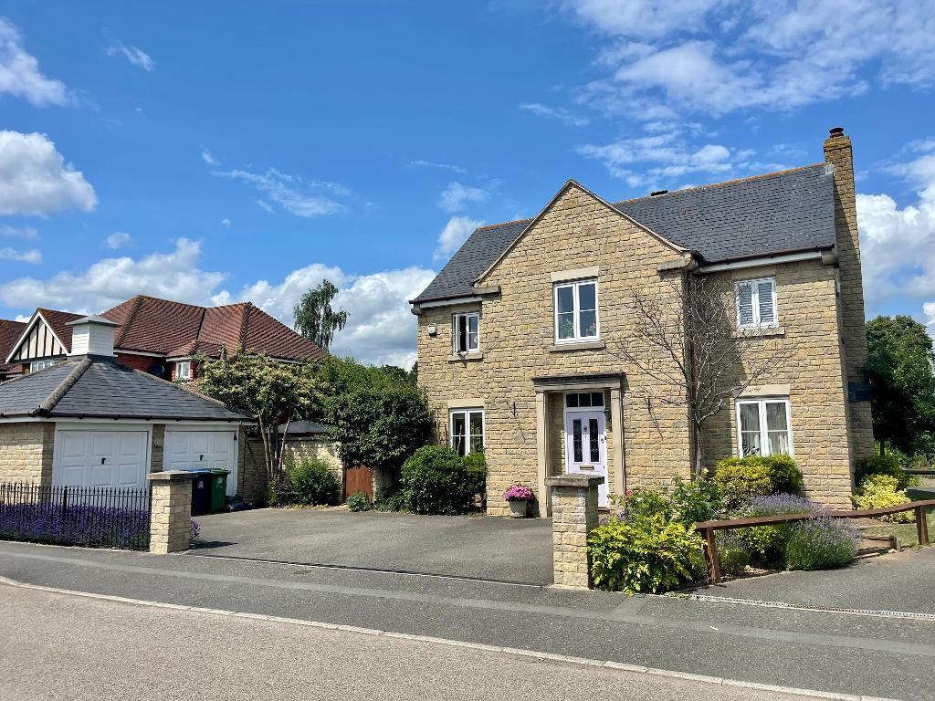 Properties For Sale Kennedys