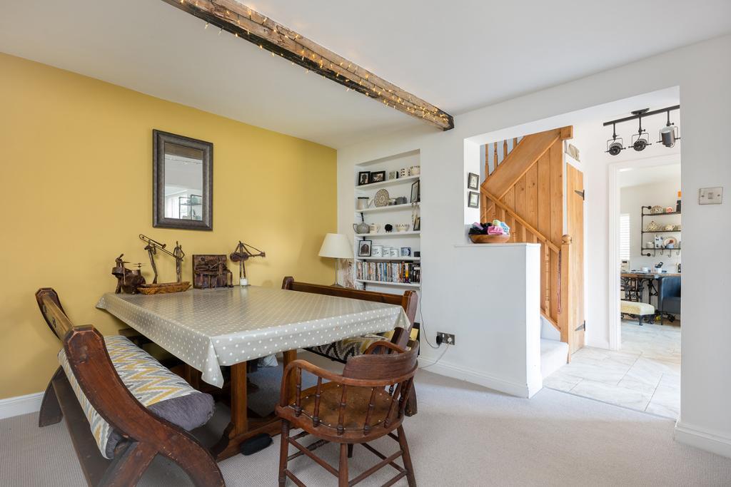 2 Bedroom Cottage For Sale in Ferry Lane, Alveston, CV37 7QZ Binks & Brown