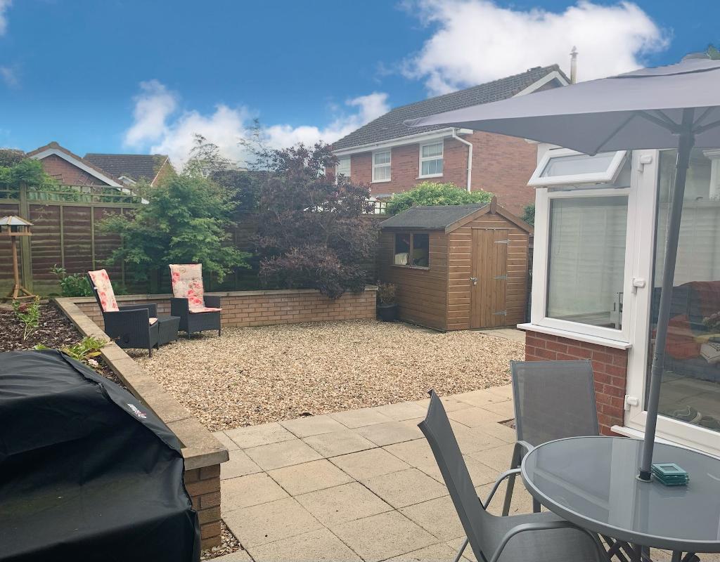 3 Bedroom Detached For Sale in Mildmay Close, Stratford upon Avon, CV37