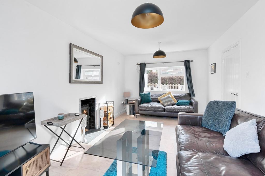 4 Bedroom Detached For Sale in Sutcliffe Avenue, Alderminster, CV37 8NZ