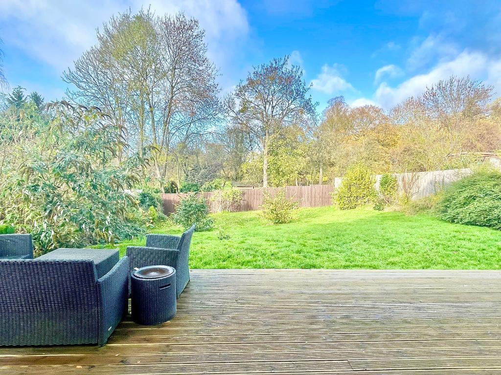 4 Bedroom Detached For Sale in Sutcliffe Avenue, Alderminster, CV37 8NZ