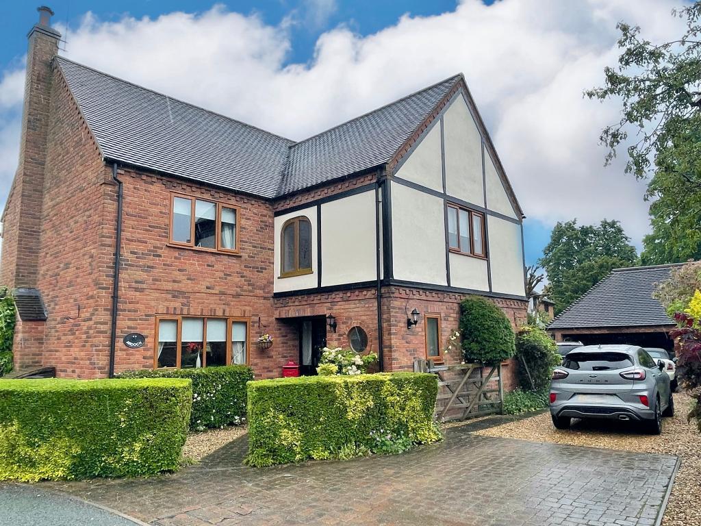 Properties For Sale Kennedys