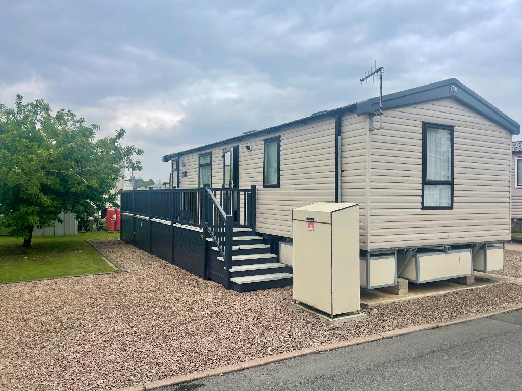 Avon Park, Warwick Road, Stratford upon Avon, CV37 0NS