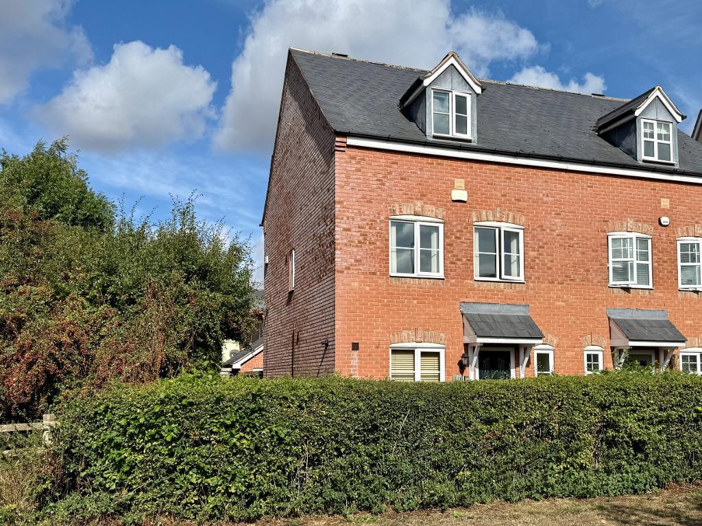 Wordsworth Avenue, Stratford upon Avon, CV37 7NG