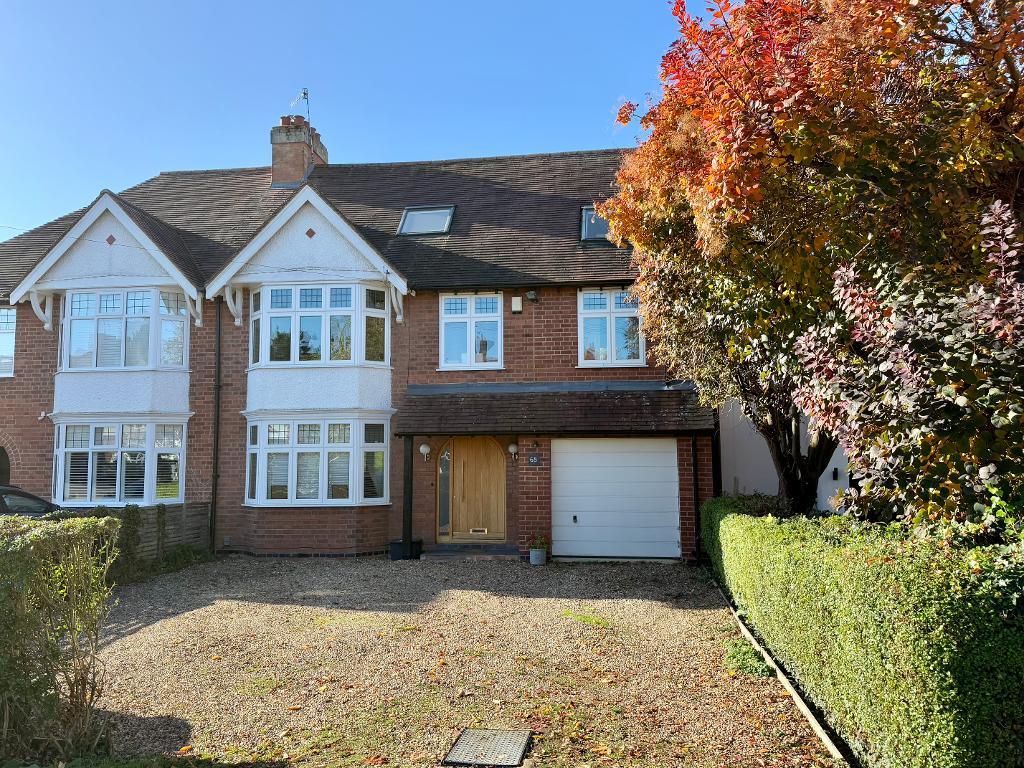 Banbury Road, Stratford upon Avon, CV37 7HY