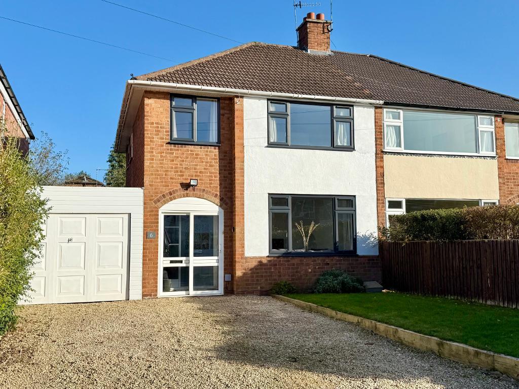 Halford Road, Stratford upon Avon, CV37 9BD