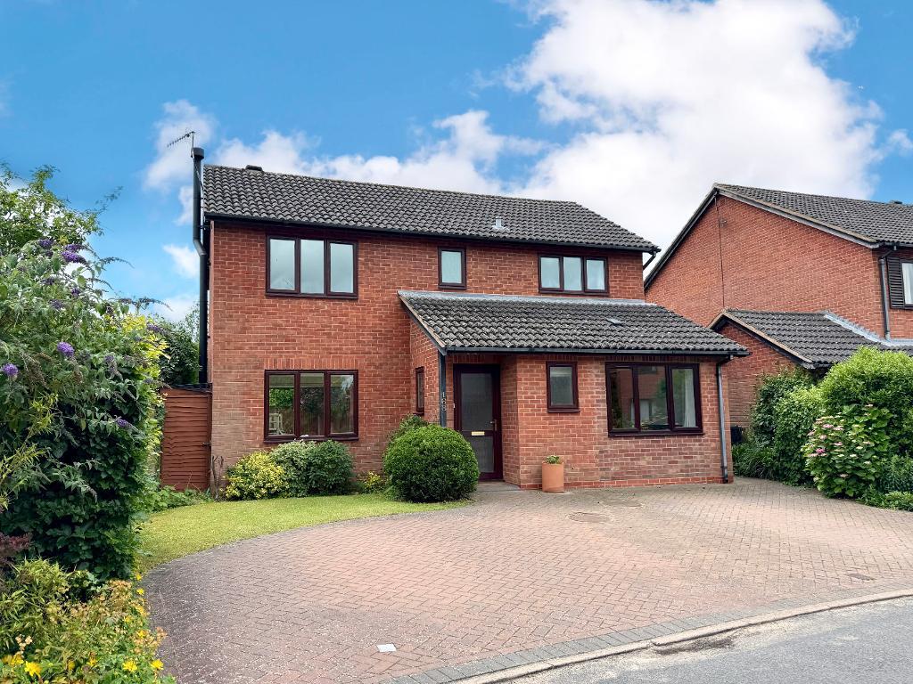 Bridgetown Road, Stratford upon Avon, CV37 7JA